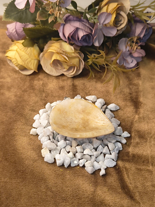 Yellow Calcite Diya – Radiance & Abundance